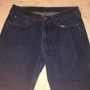 Lightly worn men’s Levi 514 size 33X32